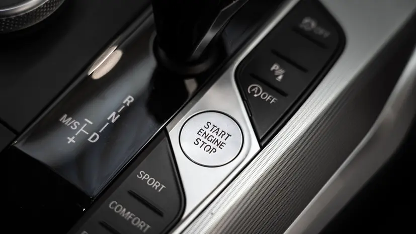 Автоэксперт Венгерский рассказал, как спорт-режим влияет на ресурс машины