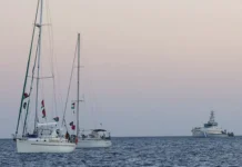 Флотилия Сумуда идёт к Газе, несмотря на действия военных Израиля flotiliya sumuda idyot k gaze nesmotrya na dejstviya voennyh izrailya-stanural-ru-0