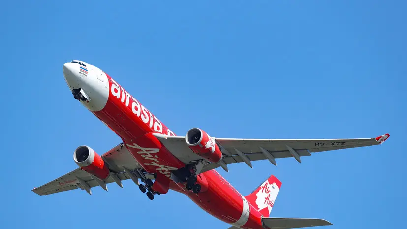 Лоукостер AirAsia X поднял тарифы на 40% из-за конфликта на Ближнем Востоке