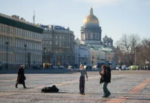 sanktpeterburg kaliningrad yaroslavl manyat turistov silnee evropy-stanural-ru-0