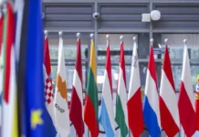 ЕС видит Меркель и Драги лидерами диалога с Россией es vidit merkel i dragi liderami dialoga s rossiej-stanural-ru-0