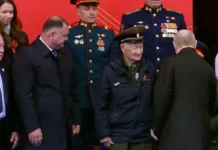 kirill semenov i vladimir putin pochtili podvig veteranov-stanural-ru-0