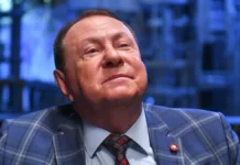 mark varshaver i lenkom vystupili protiv chaevyh v teatrah pokrovka-stanural-ru-0