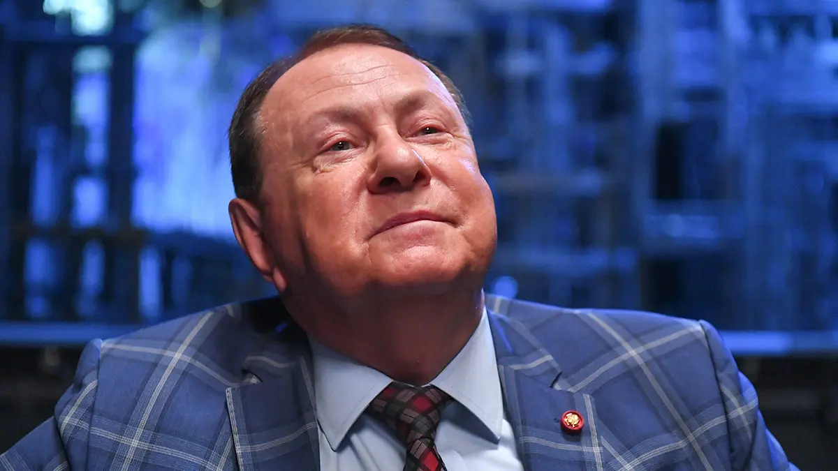 Президент «Ленкома» Варшавер назвал безумием ввод чаевых для артистов в театрах