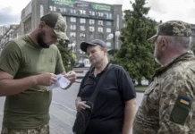 protesty protiv mobilizaczii na ukraine tczk pod udarom-stanural-ru-0