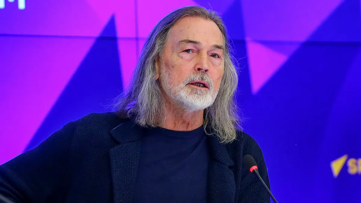 Никас Сафронов признался, что использует искусственный интеллект в творчестве