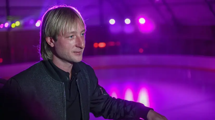 Плющенко пообещал подарить дорогой телефон Яметовой и Синицыной за чистый тройной аксель