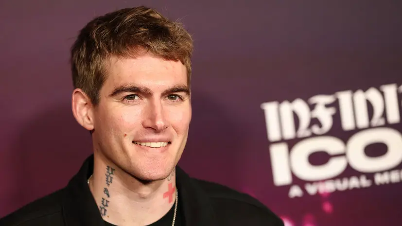 TMZ: врач назначил сыну Синди Кроуфорд кетамин, зная о его зависимости