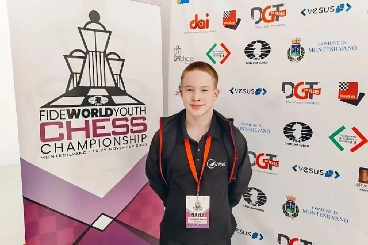 Алексей Прохоров от ВСМПО-АВИСМА побеждает сборную Китая в шахматах-0