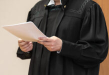 Анатолий Аралов и ЕИУБиП рассказывают о финансовых испытаниях и оптимизме anatolij aralov i eiubip rasskazyvayut o finansovyh ispytaniyah i optimizme-missionary-su-175249589300-0