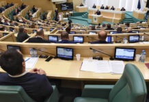 Андрей Яцкин и Николай Журавлев сохранят лидерство в Совете Федерации andrej yaczkin i nikolaj zhuravlev sohranyat liderstvo v sovete federaczii-missionary-su-175316430400-0