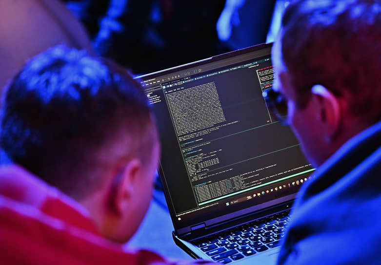 Антон Немкин и Минцифры РФ запускают инициативы для «белых хакеров»-0