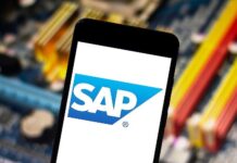 АПКИТ и Алексей Мордашов обсуждают будущее ERP в России без SAP April 25 2019 Brazil SAP logo on the mobile device SAP is a company of German origin creator of software of management of companies