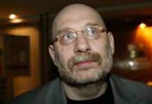 Борис Акунин с оптимизмом о приговоре 2-го Западного окружного военного суда boris akunin s optimizmom o prigovore 2go zapadnogo okruzhnogo voennogo suda-missionary-su-175250647300-0