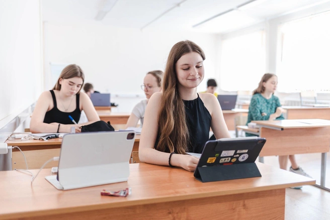 Больше 27 тысяч школьников посетили открытые образовательные олимпиадные смены по итогам учебного года | Источник: пресс-служба Департамента образования и науки города Москвы