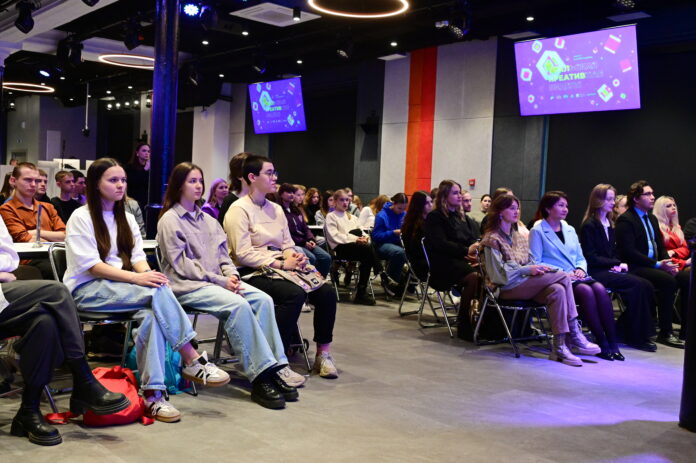 Денис Паслер анонсировал международный фестиваль креативных индустрий в Свердловской области-0