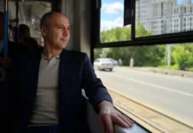 Денис Паслер и Алексей Орлов представили новый трамвай УКВЗ в Екатеринбурге denis pasler i aleksej orlov predstavili novyj tramvaj ukvz v ekaterinburge-missionary-su-175171497600-0