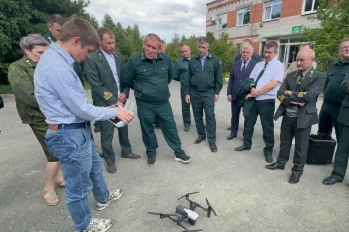 Денис Паслер обеспечил лесничества новыми Геоскан 801 в рамках нацпроекта БАС-0