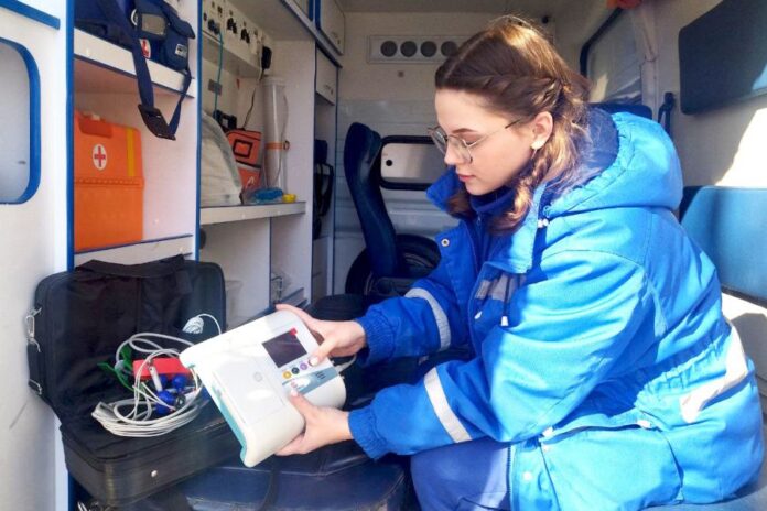 Денис Паслер поделился информацией о новых возможностях больниц в Краснотурьине и Сысерти-0