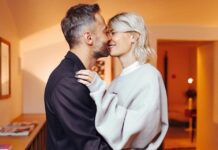 Дмитрий Шепелев и Екатерина Тулупова объявили о своём браке dmitrij shepelev i ekaterina tulupova obyavili o svoyom brake-missionary-su-175179017900-0