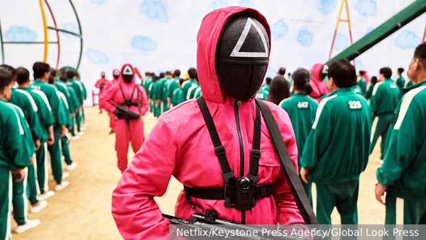 Дирижер выявила сходство песни из «Игры в кальмара» с музыкой Таривердиева