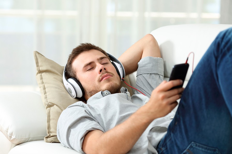 В России хотят наказывать бездельников. Фото: Antonio Guillem/Shutterstock/Fotodom