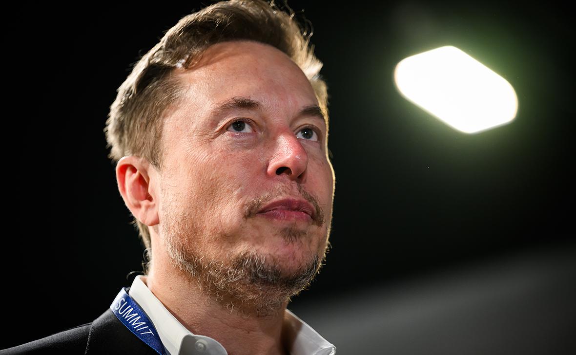 Илон Маск (Leon Neal / Getty Images)