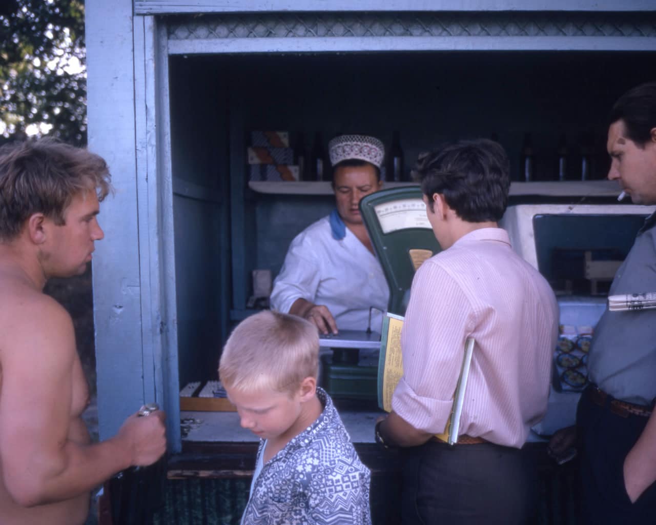 Исследование РНФ при участии Александра Чернышева из ТюмГУ о торговле в СССР-0