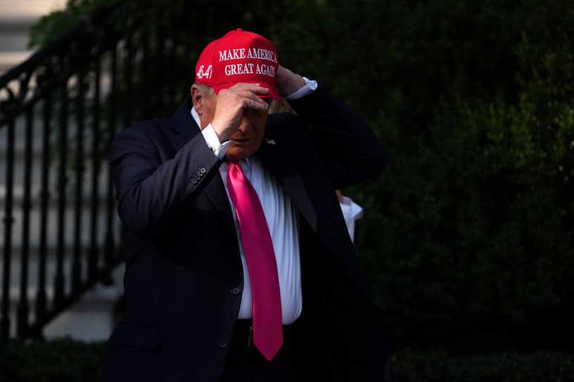 Президент Дональд Трамп на пикнике с членами семей военнослужащих по случаю Дня независимости (4 июля 2025 года)