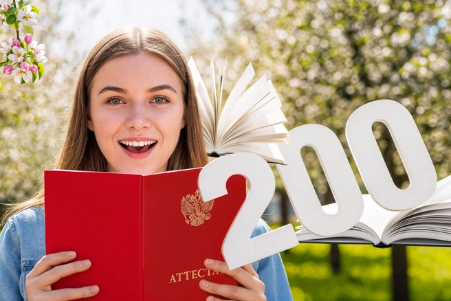 Несмотря на неплохие баллы по ЕГЭ, девушка решила пересдать через год | Источник: Мария Романова / Городские медиа