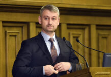 konstantin kalinovskij i evgenij taribo uverenno podhodyat k peremenam v sovet federaczii-missionary-su-175260881100-0