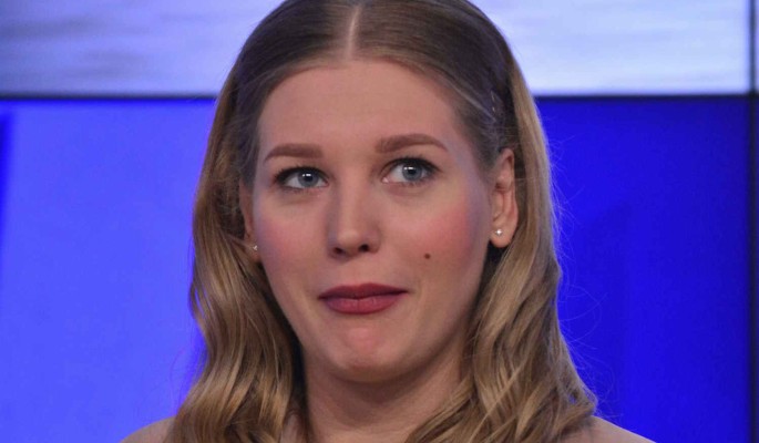 Много обиды: почему Кристина Асмус не может помириться с мамой