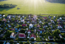 Никита Чаплин делится советами по работе в жару от Союза дачников Подмосковья nikita chaplin delitsya sovetami po rabote v zharu ot soyuza dachnikov podmoskovya-missionary-su-175223876700-0