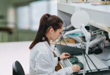 Павел Сорокин и МИСИС сделали прорыв в создании тончайших проводников pavel sorokin i misis sdelali proryv v sozdanii tonchajshih provodnikov-missionary-su-175214427700-0