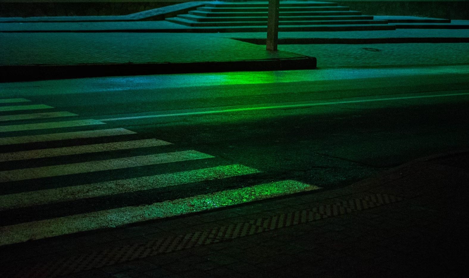 Пермский Политех представил уникальное светящееся покрытие Ксении Шамановой-0