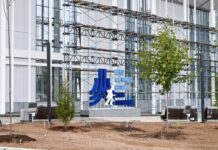 petr biryukov soobshhil o stroitelstve novogo sportivnogo kompleksa v yasenevo-missionary-su-175325535600-0