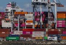 Рост поставок в мировой торговле благодаря США, Дональду Трампу и Китаю rost postavok v mirovoj torgovle blagodarya ssha donaldu trampu i kitayu-missionary-su-175277344600-0