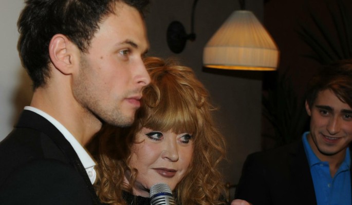 "Смог выдержать неделю": оставшийся без секса любимчик Пугачевой сбежал с "Дома-2"