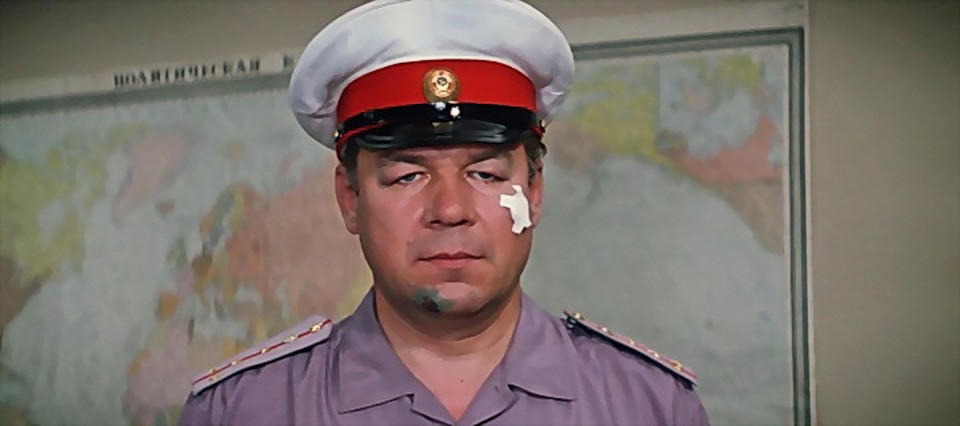 Кадр из фильма "Бриллиантовая рука" 1968 год, реж. Леонид Гайдай