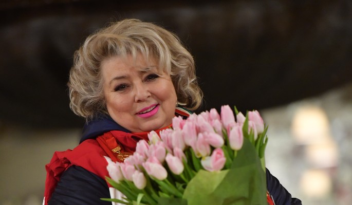 Татьяна Тарасова порадовала рецептом: Яблочный штрудель на скорую руку