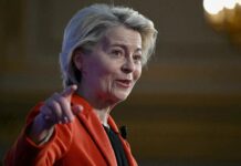 Урсула фон дер Ляйен заявила о стратегии Еврокомиссии на фоне торговых пошлин США ursula fon der lyajen zayavila o strategii evrokomissii na fone torgovyh poshlin ssha-missionary-su-175241582500-0