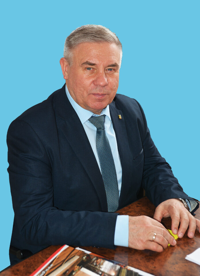 Валерий Кусков и Горно-металлургический профсоюз России поздравляют металлургов!-0