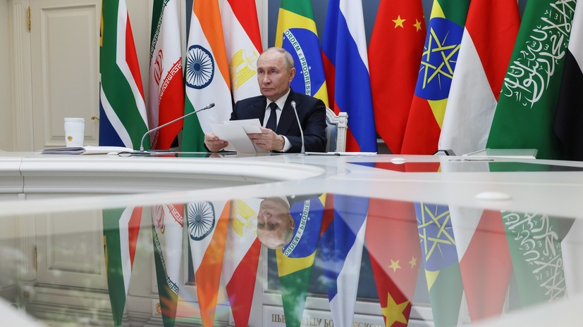 «В мире происходят кардинальные изменения»: Путин выступил на главном заседании саммита БРИКС