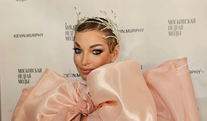 "Далека от искусства": Васильев резко высказался о Волочковой