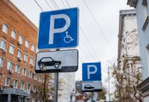 yuzhnosahalinsk vnedryaet novye parkomaty i udobnuyu postoplatu ot i ooo czifrovoe primore-missionary-su-175269084000-0