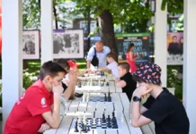 Алексей Губайдуллин, Ульяна Кусакина и Роман Шогджиев объединяют поколения шахматной Москвы aleksej gubajdullin ulyana kusakina i roman shogdzhiev obedinyayut pokoleniya shahmatnoj moskvy-missionary-su-0