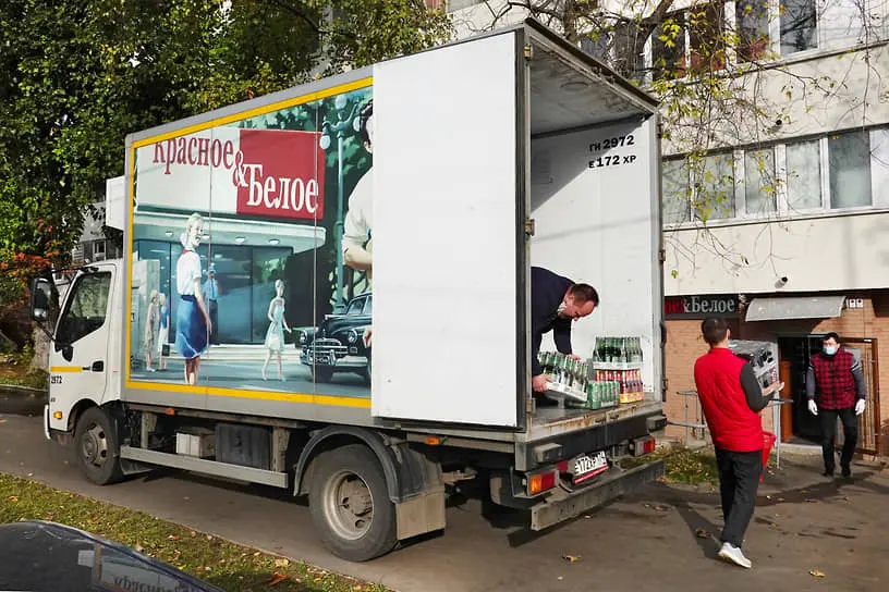 Красное & Белое с Сергеем Студенниковым трансформирует сеть в Вологде-0