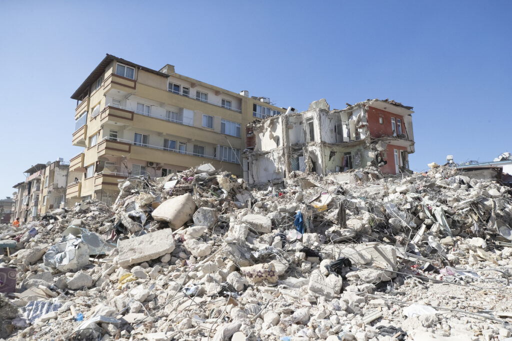 Вид с воздуха на землетрясение