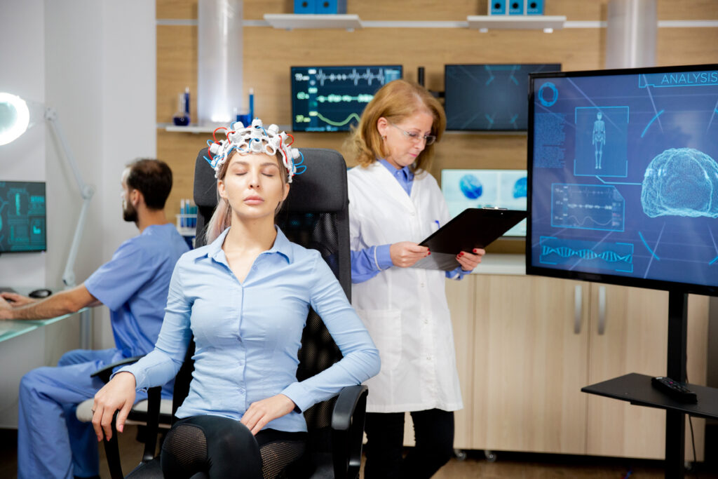 Врач, который следит за эволюцией мозга