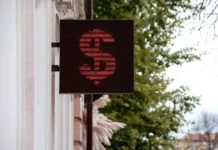 Андрей Лобода и эксперты раскрывают опасные сценарии для доллара в сентябре andrej loboda i eksperty raskryvayut opasnye sczenarii dlya dollara v sentyabre-missionary-su-0